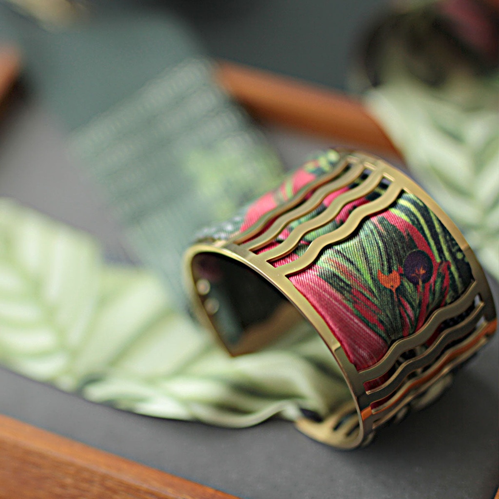 bracelet_manchette_or_&_soie_b1_2.jpg