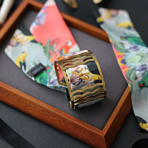 bracelet_manchette_or_&_soie_c6_2.jpg