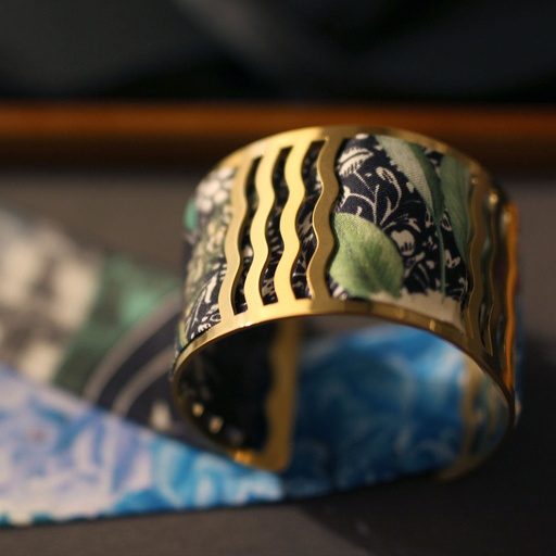 bracelet_manchette_or_&_soie_r4_2.jpg