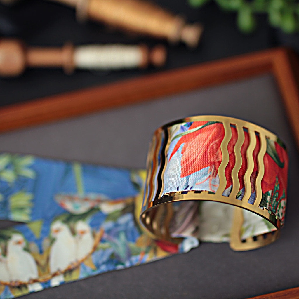bracelet_manchette_or_&_soie_w12_4.jpg