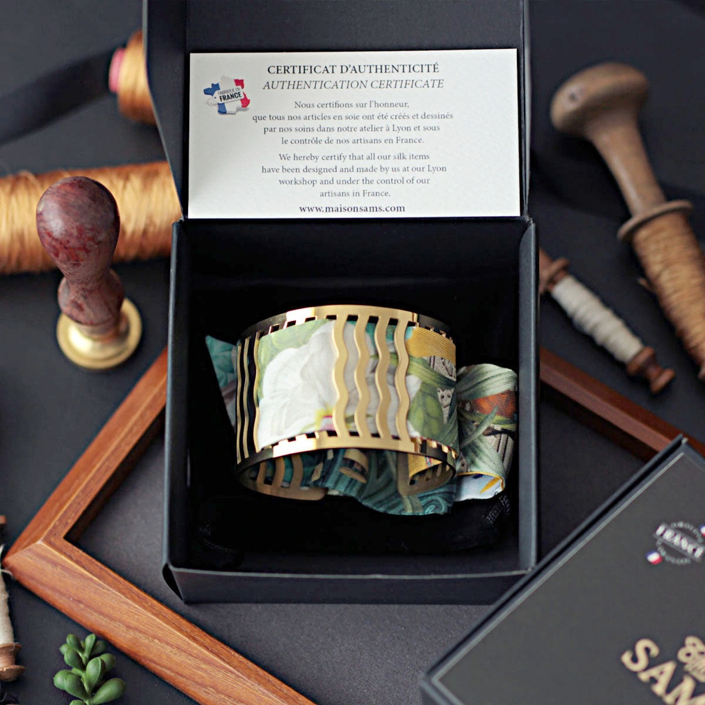 bracelet_manchette_or_&_soie_w13_4.jpg