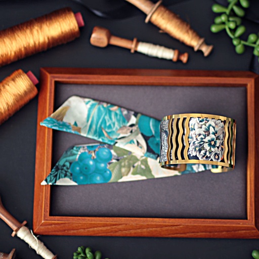 bracelet_manchette_or_&_soie_w5_2.jpg