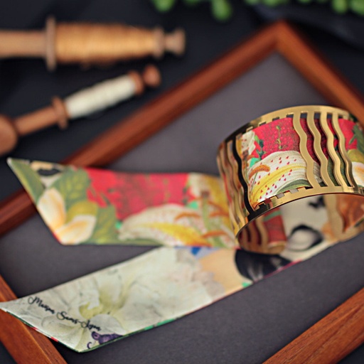 bracelet_manchette_or_&_soie_w8_2.jpg
