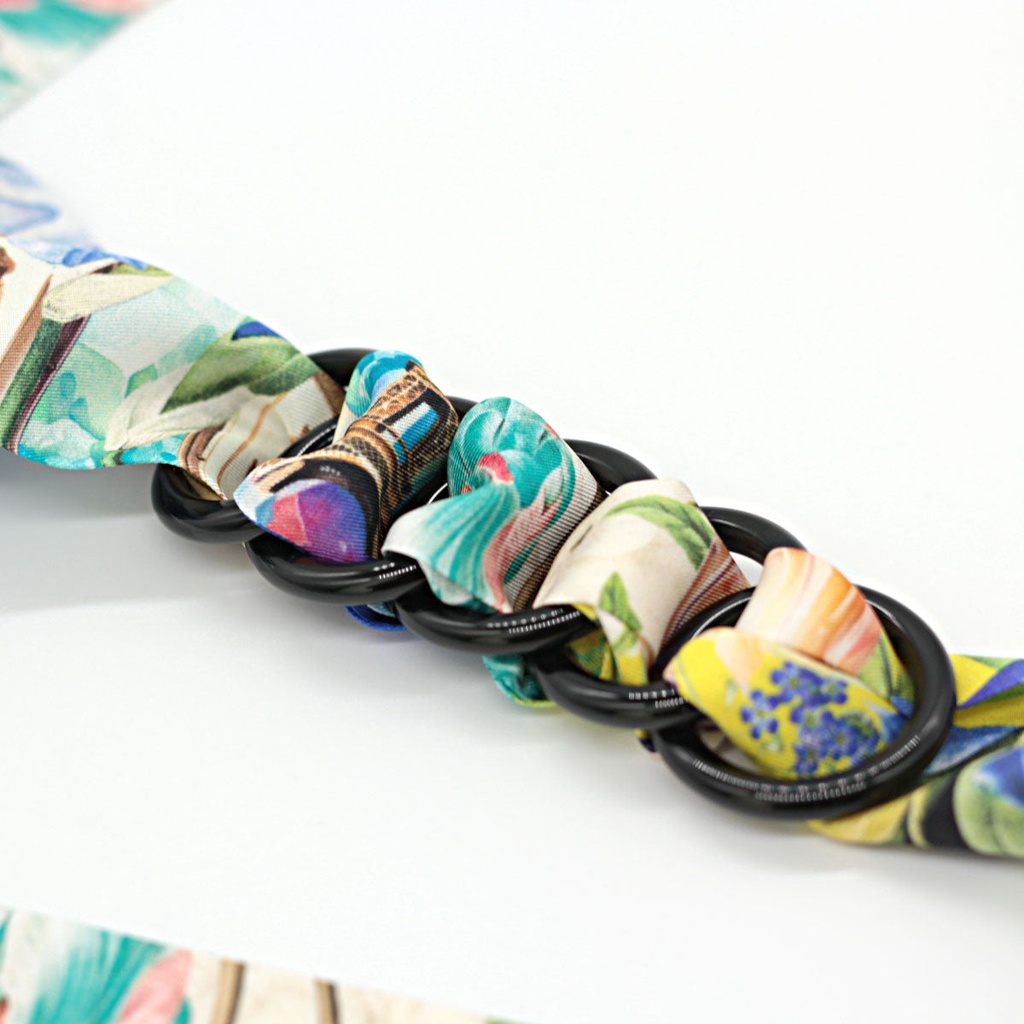 collier_soie_onyx___m8_3.jpg