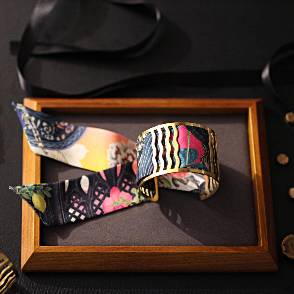 BRACELET MANCHETTE OR & SOIE - R11